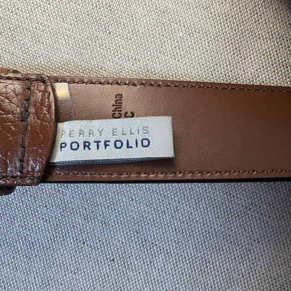 Perry Ellis Portfolio Brown Genuine Leather Harness Buckle Dress Belt Size‎ 40 - Picture 2 of 5